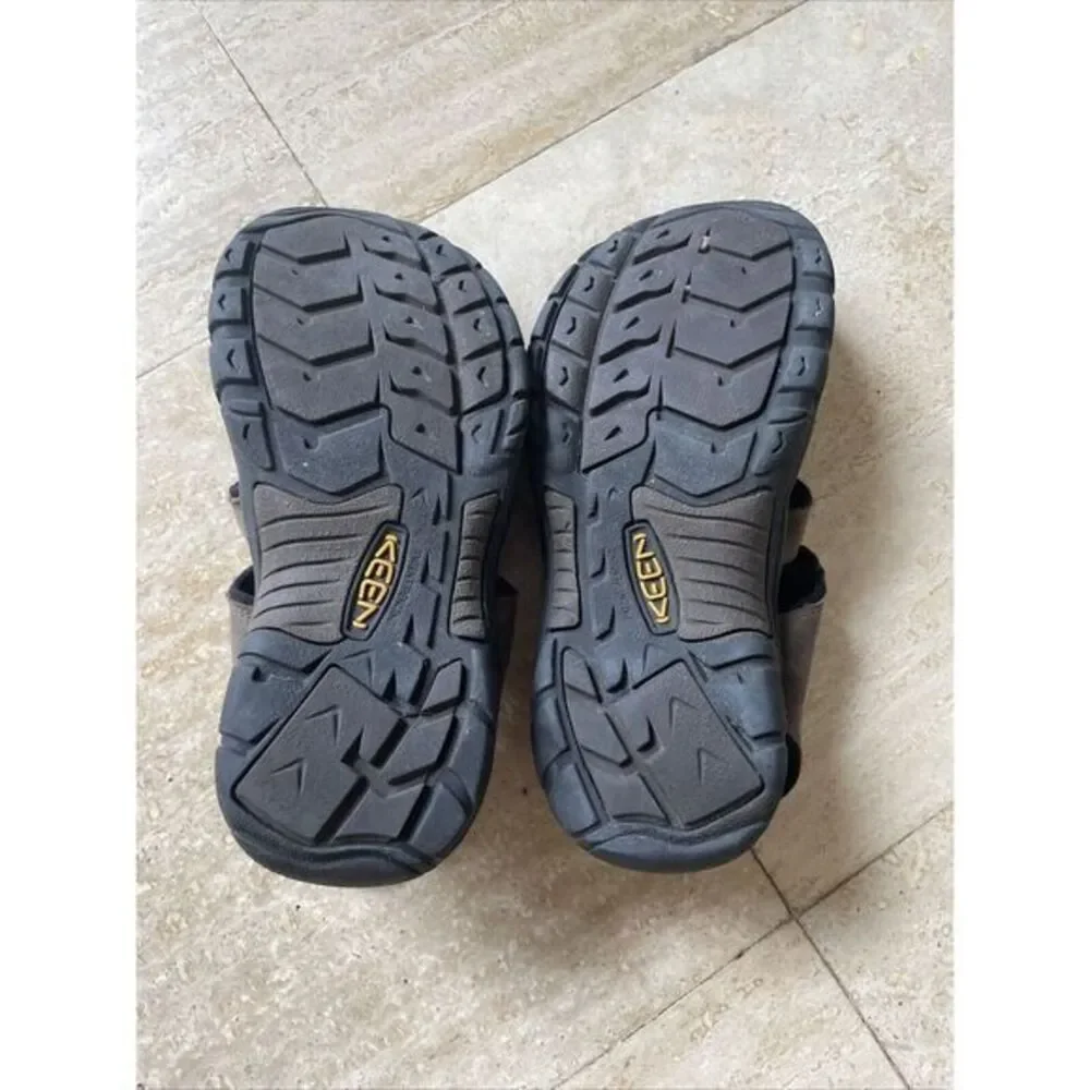Keen Waterproof Sandals‎ Newport Bison Brown Leather Youth Size 4